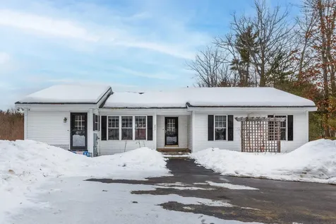 297 Queen Street Boscawen NH 03303