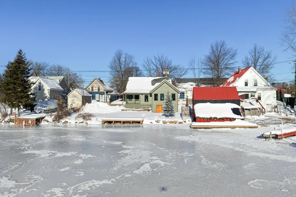 98 Water Street Laconia NH 03246