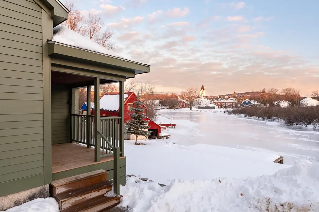 98 Water Street Laconia NH 03246