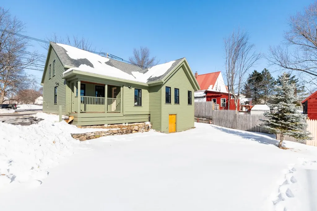 98 Water Street Laconia NH 03246