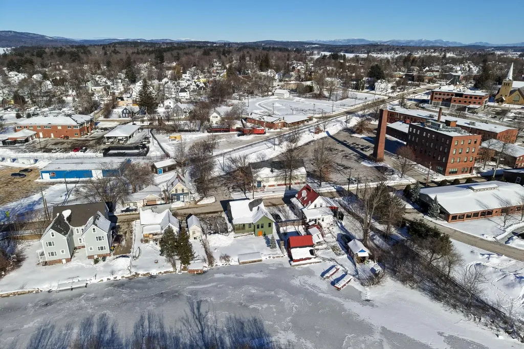 98 Water Street Laconia NH 03246