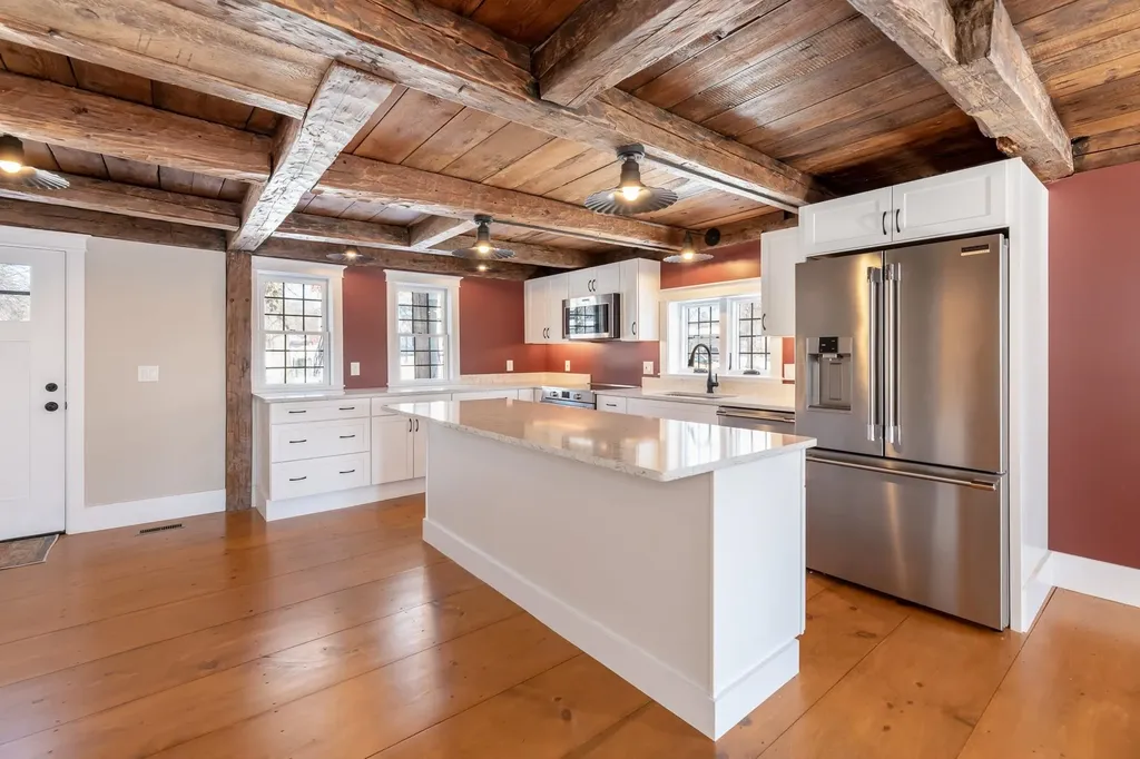 98 Water Street Laconia NH 03246