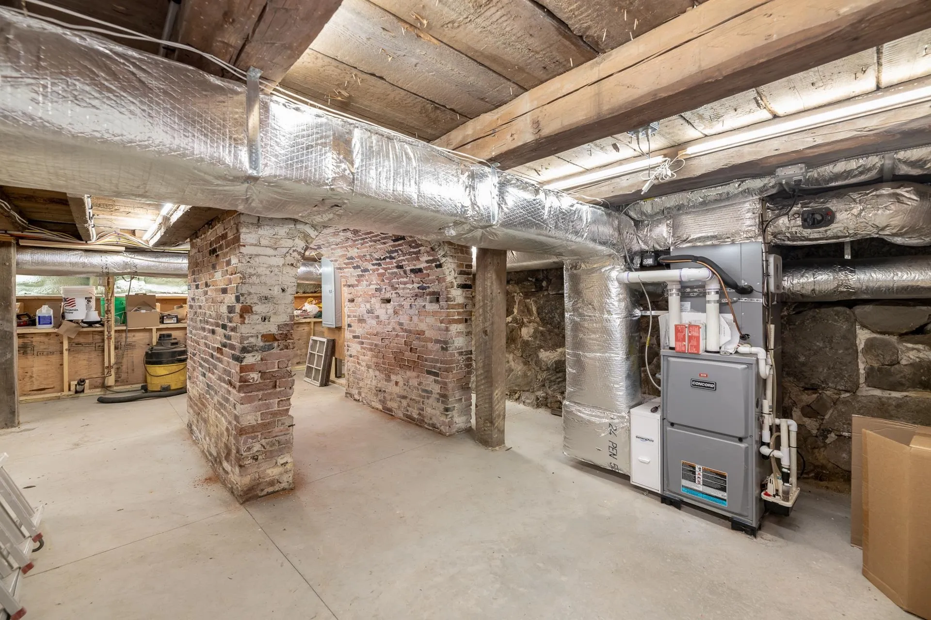 98 Water Street Laconia NH 03246