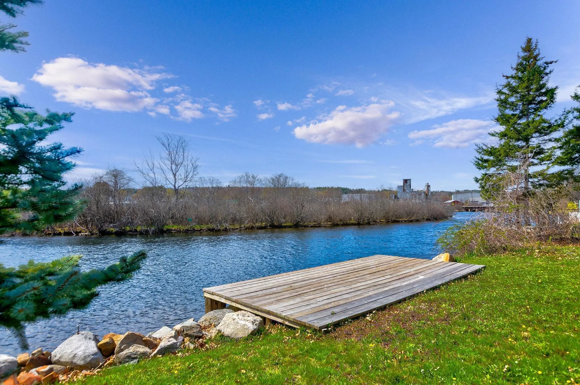 98 Water Street Laconia NH 03246