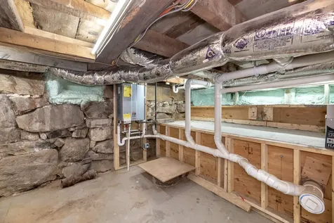 98 Water Street Laconia NH 03246