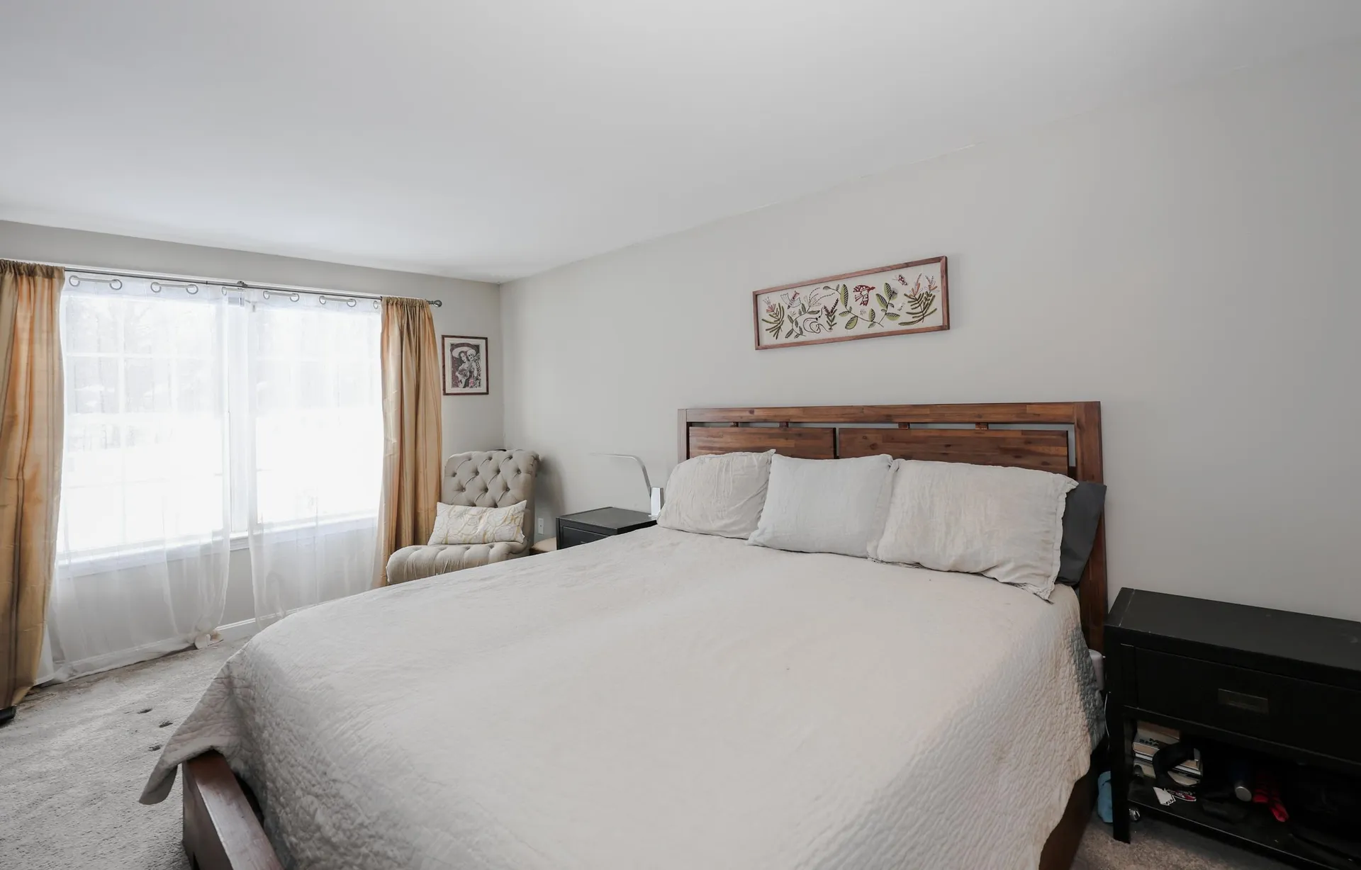 16 Molly Way Epping NH 03842