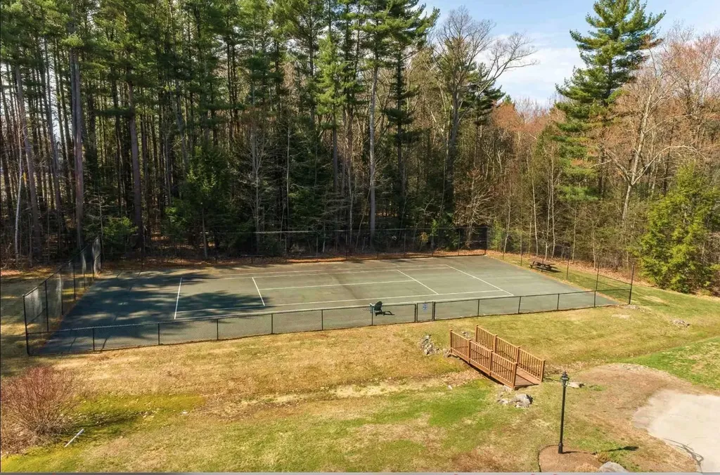 18 Deborah Lane Dover NH 03820