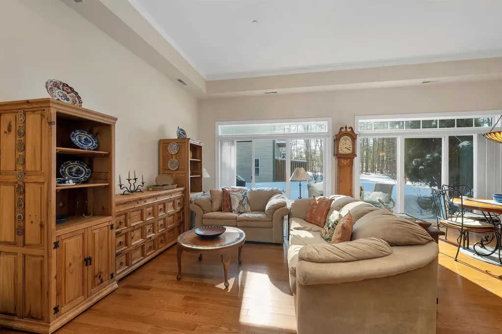 18 Deborah Lane Dover NH 03820