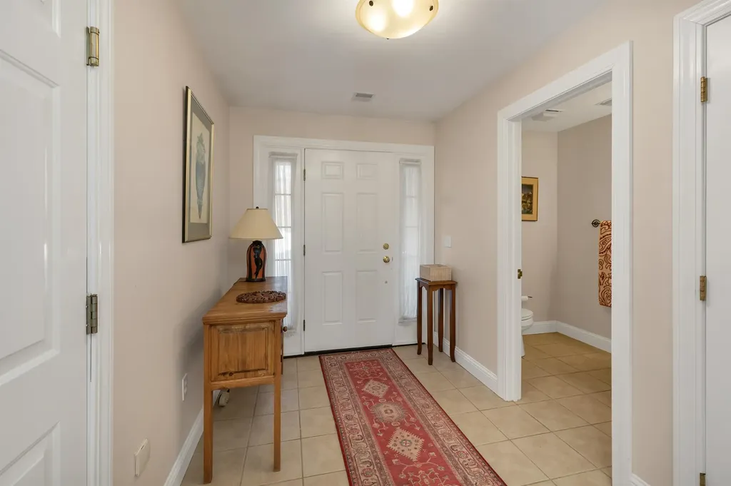 18 Deborah Lane Dover NH 03820