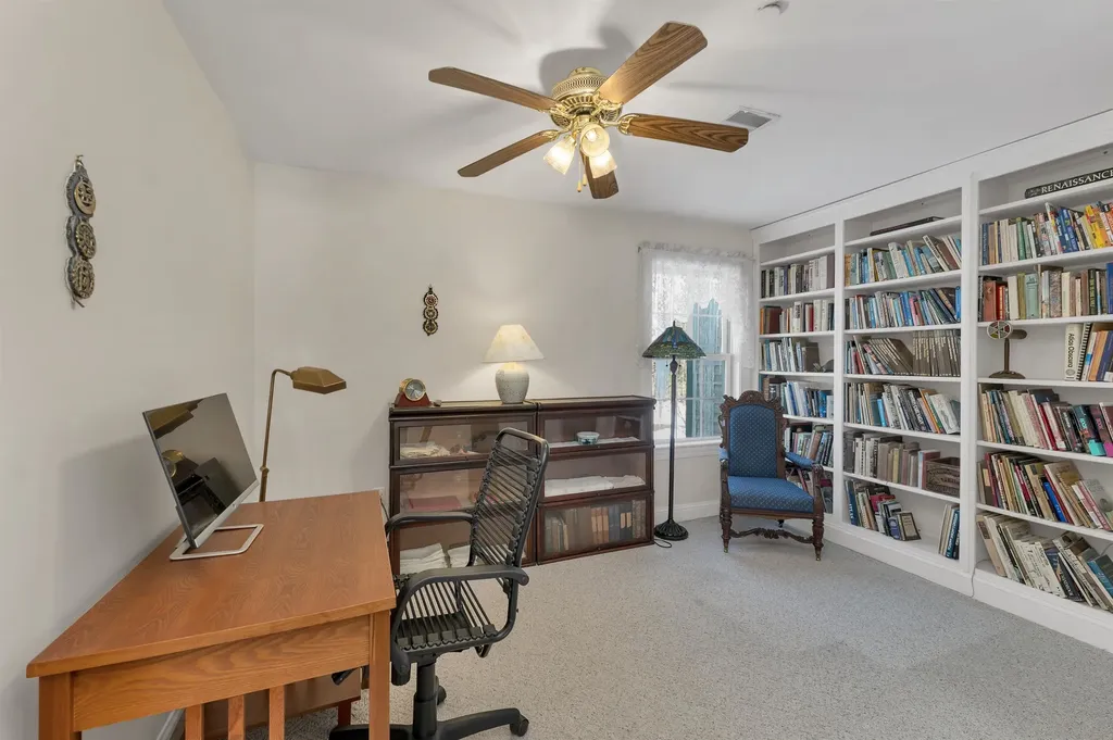 18 Deborah Lane Dover NH 03820