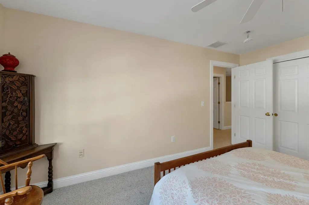 18 Deborah Lane Dover NH 03820