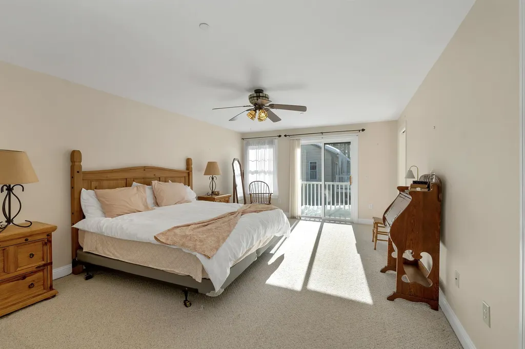 18 Deborah Lane Dover NH 03820