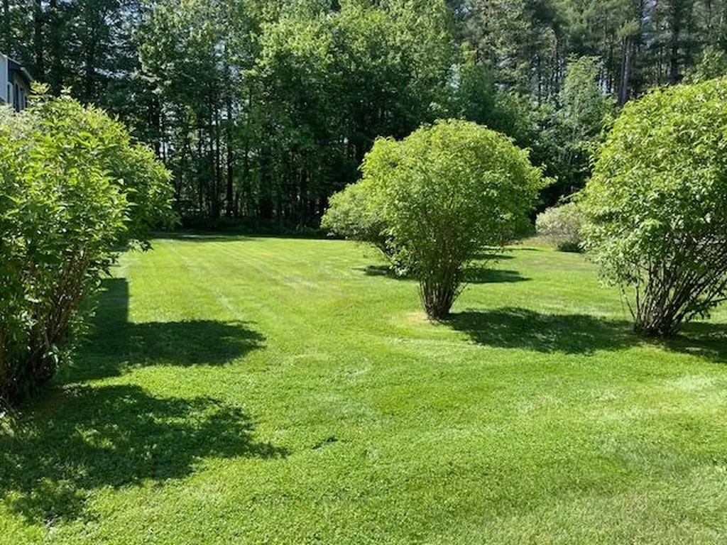 18 Deborah Lane Dover NH 03820