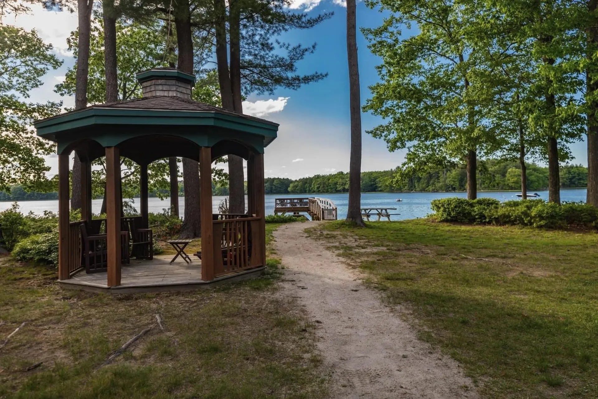 18 Deborah Lane Dover NH 03820