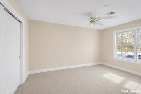 18 Deborah Lane Dover NH 03820