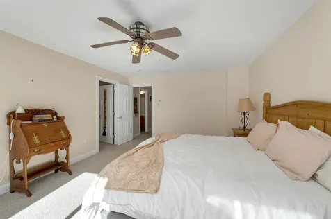 18 Deborah Lane Dover NH 03820