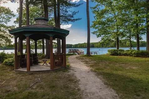 18 Deborah Lane Dover NH 03820