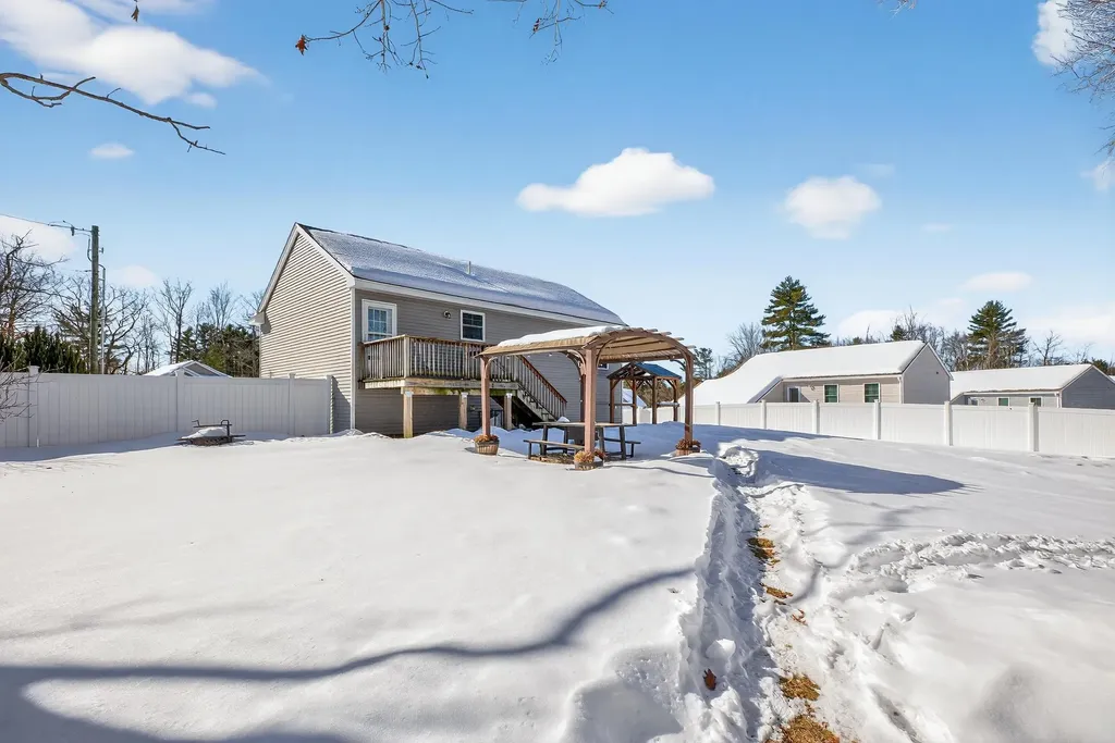 1 West Meadow Court Milford NH 03055