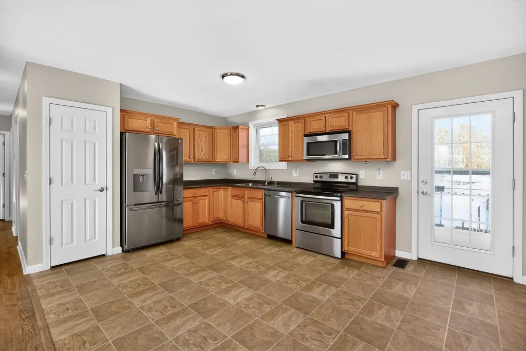 1 West Meadow Court Milford NH 03055