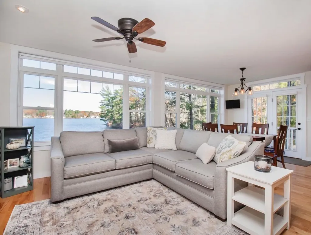271 Pond View Drive Hampstead NH 03826