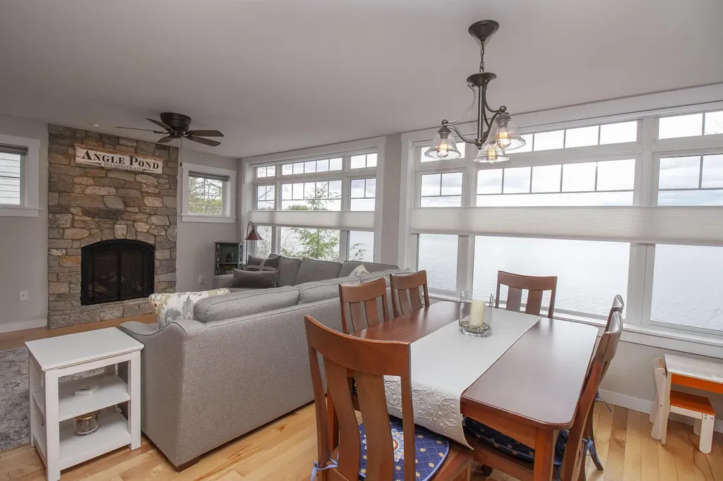 271 Pond View Drive Hampstead NH 03826