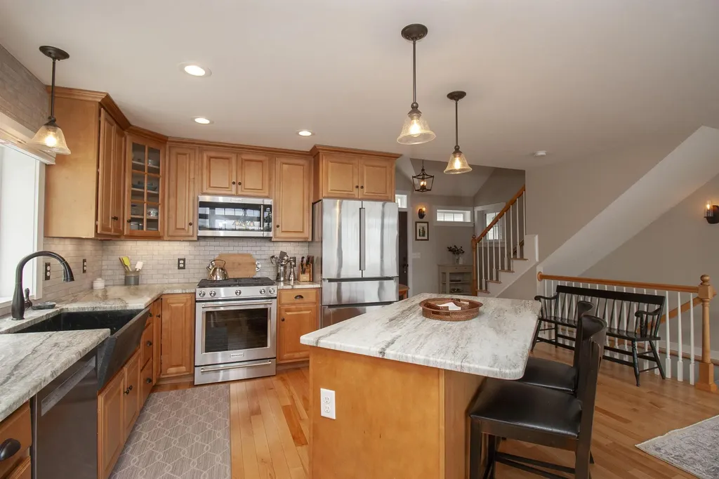 271 Pond View Drive Hampstead NH 03826