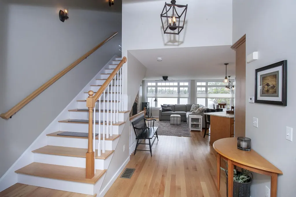 271 Pond View Drive Hampstead NH 03826