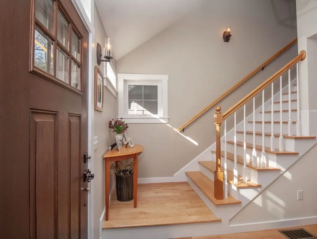 271 Pond View Drive Hampstead NH 03826