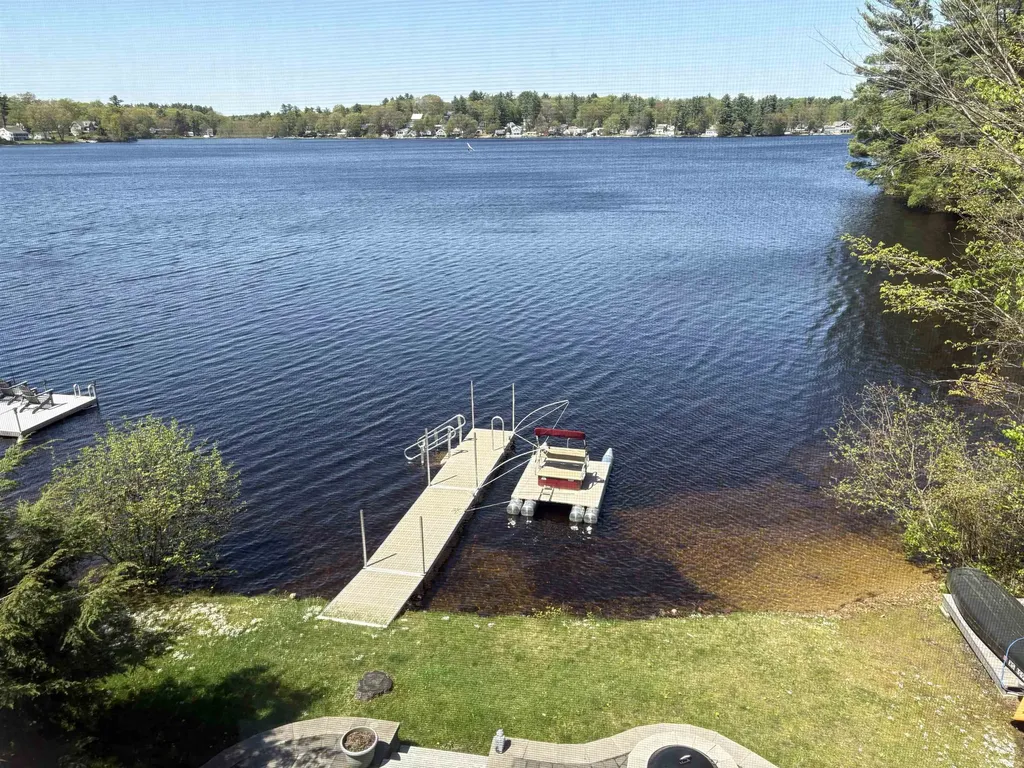 271 Pond View Drive Hampstead NH 03826