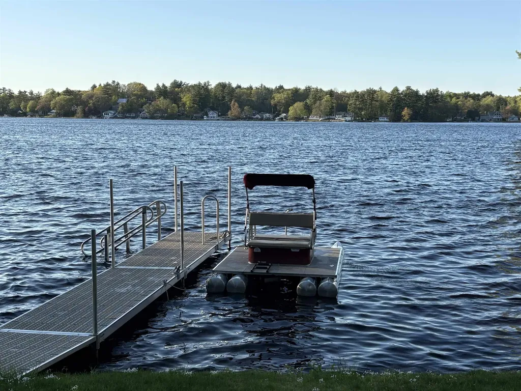 271 Pond View Drive Hampstead NH 03826