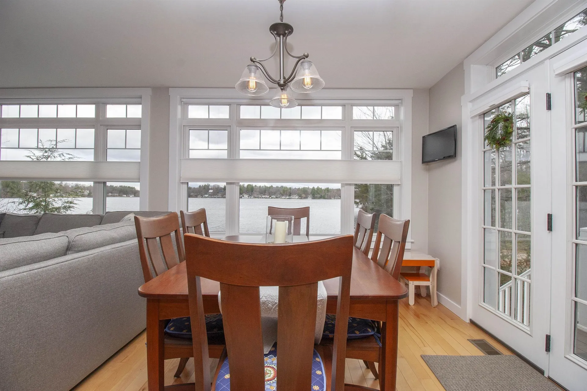 271 Pond View Drive Hampstead NH 03826