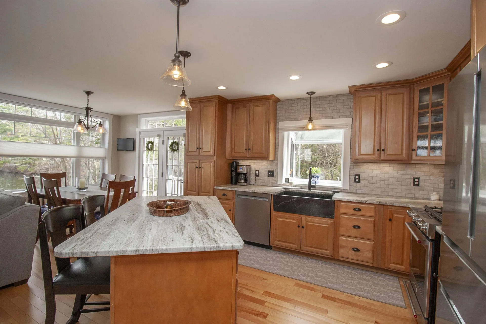 271 Pond View Drive Hampstead NH 03826