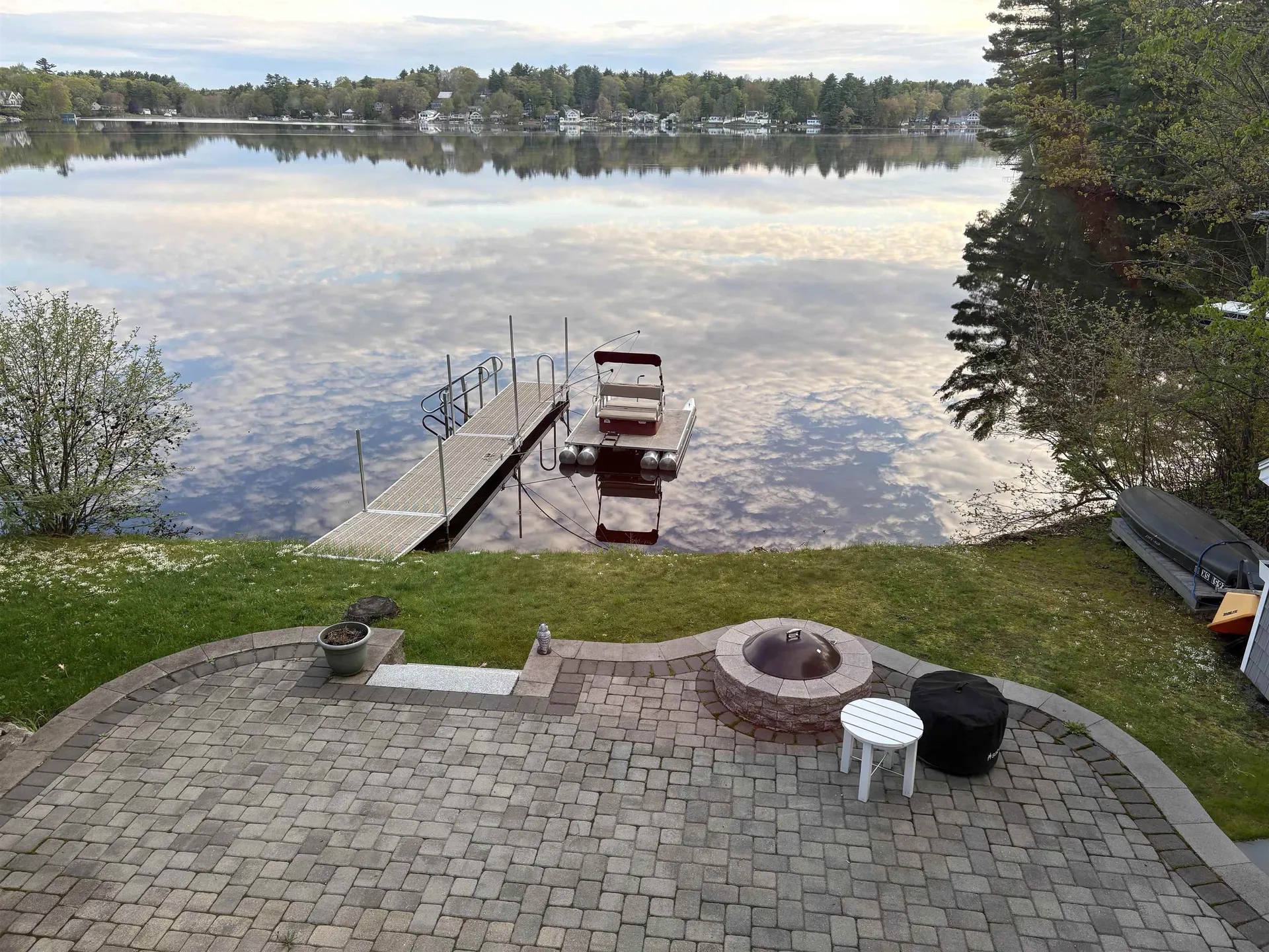 271 Pond View Drive Hampstead NH 03826