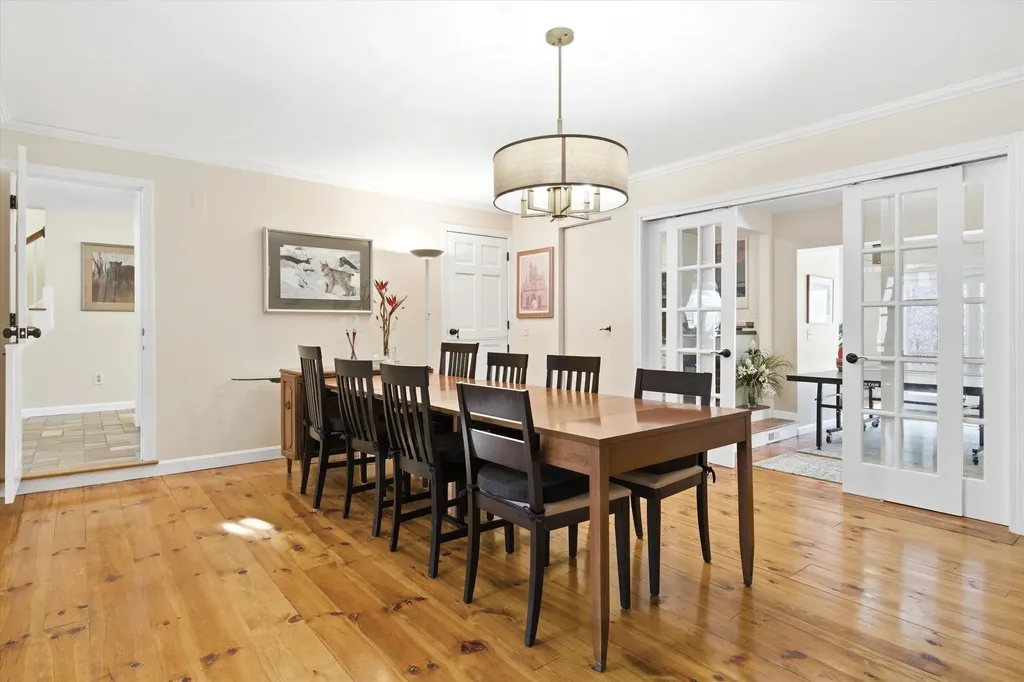 43 Alsun Drive Hollis NH 03049