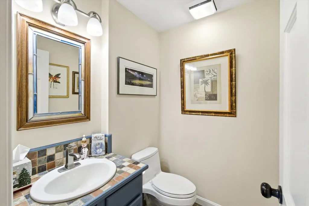 43 Alsun Drive Hollis NH 03049