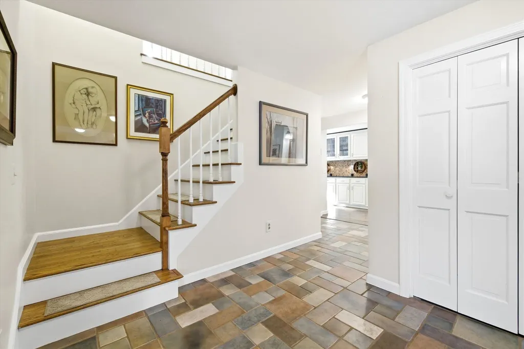 43 Alsun Drive Hollis NH 03049