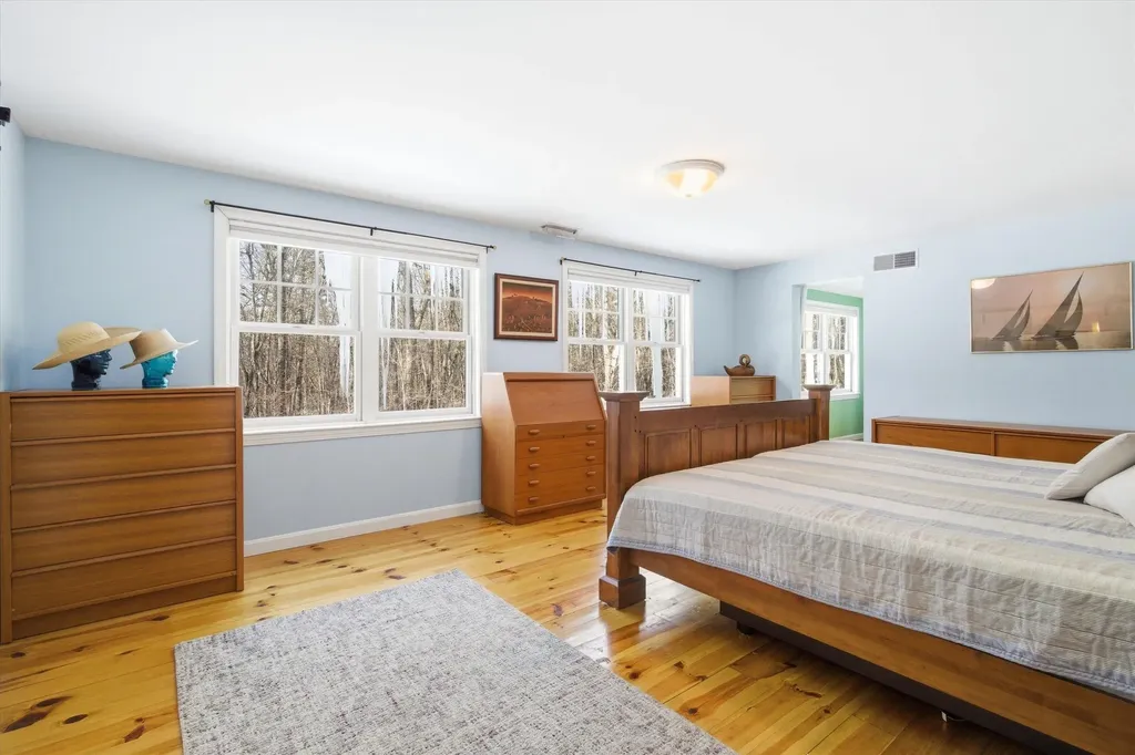 43 Alsun Drive Hollis NH 03049