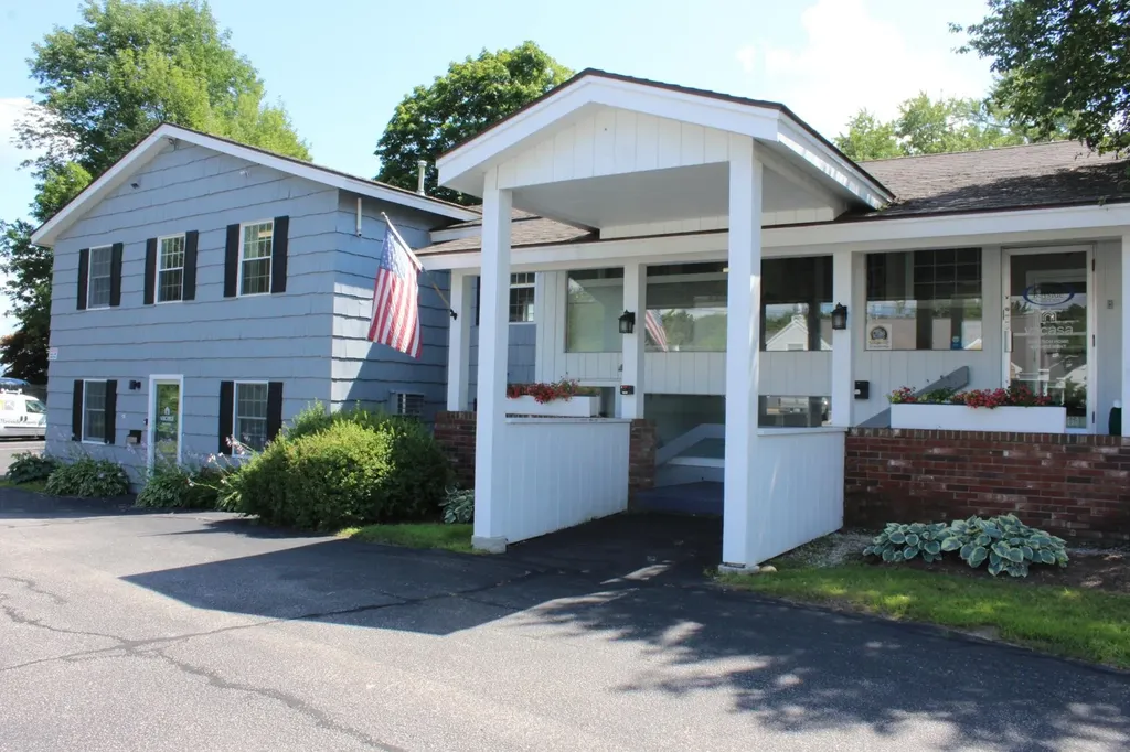 45 Nh Route 25 Meredith NH 03253