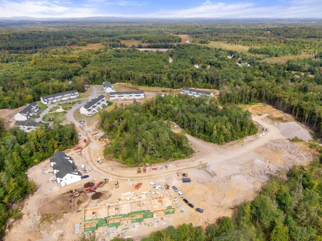 65 Driftwood Circle Sandown NH 03873