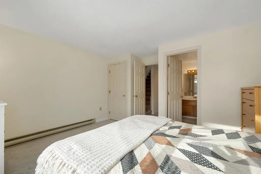 20 Circle Drive Ashland NH 03217