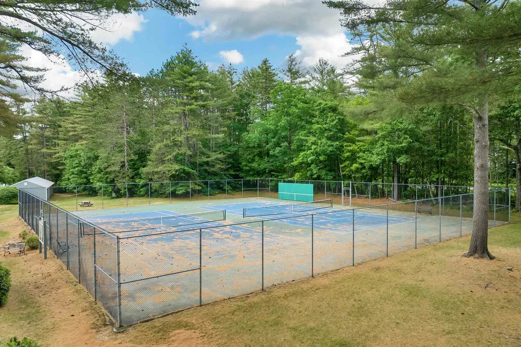 20 Circle Drive Ashland NH 03217