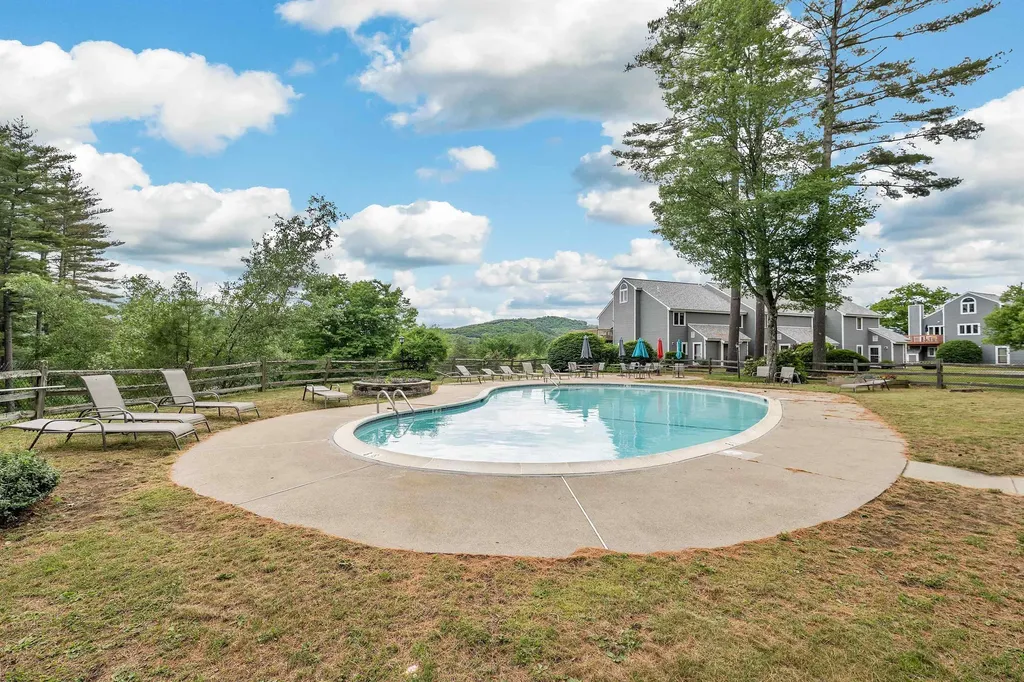 20 Circle Drive Ashland NH 03217