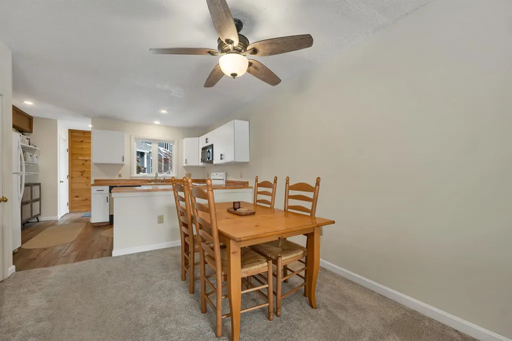 20 Circle Drive Ashland NH 03217