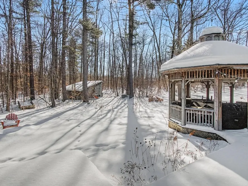 499 Plank Road Ferrisburgh VT 05491