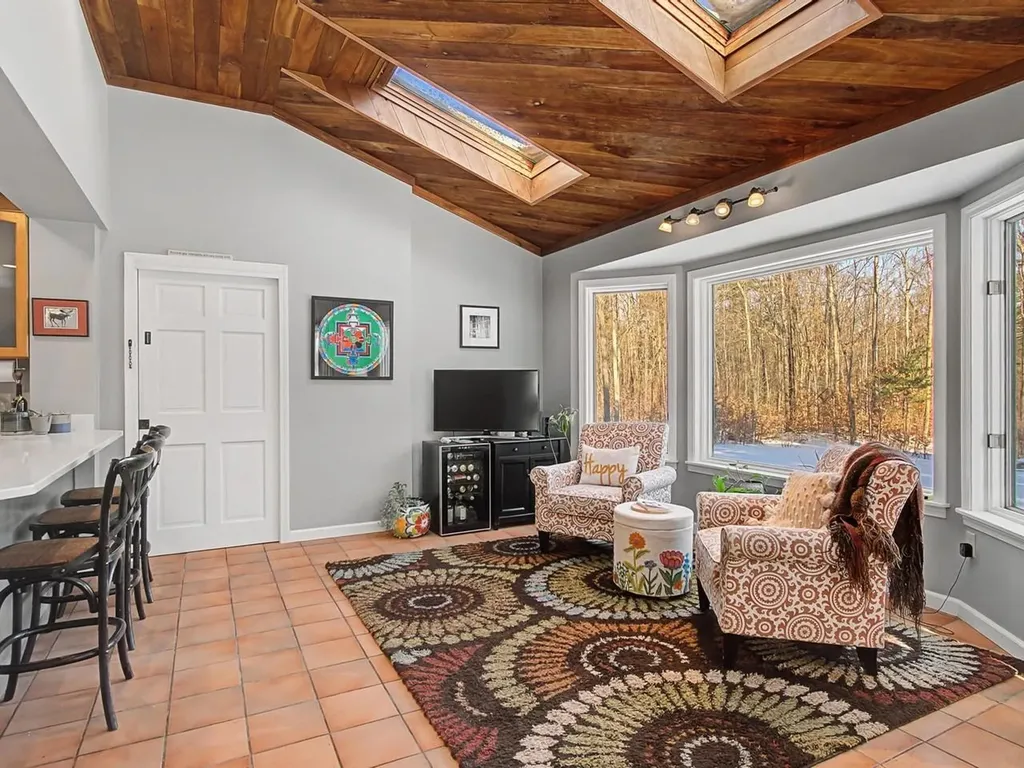 499 Plank Road Ferrisburgh VT 05491