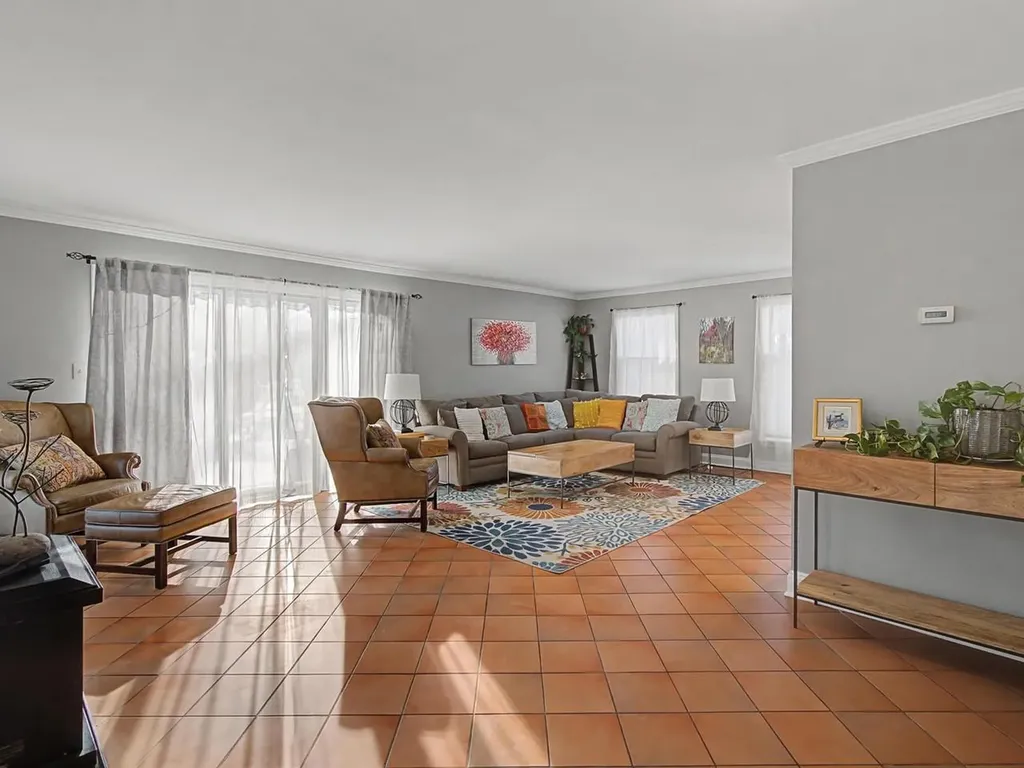 499 Plank Road Ferrisburgh VT 05491