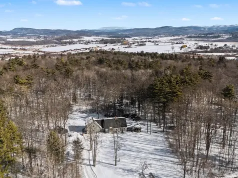 499 Plank Road Ferrisburgh VT 05491
