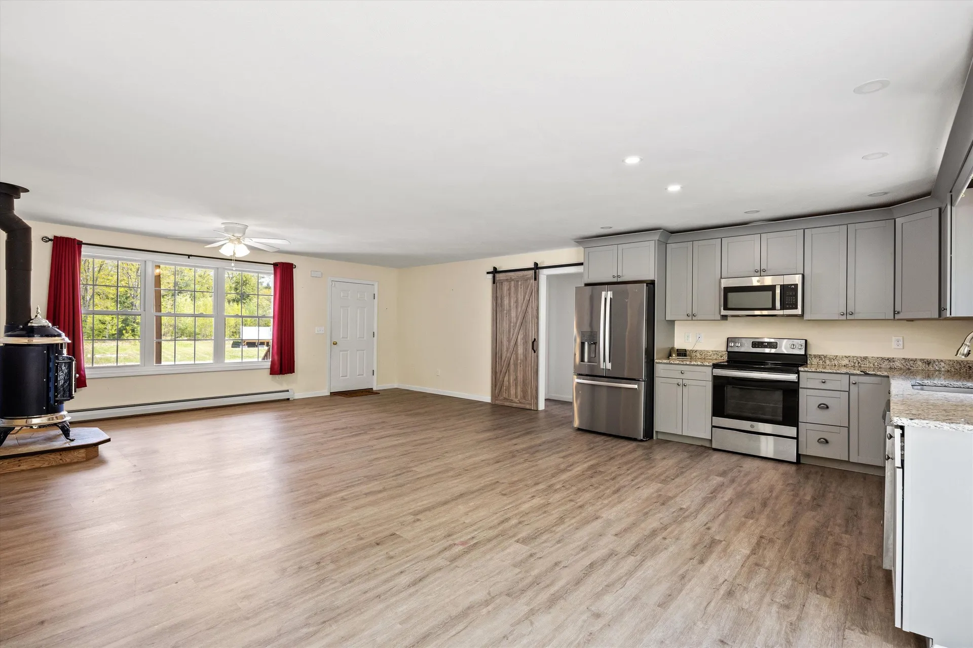 17 Minott Road Hillsborough NH 03244