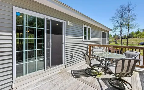 17 Minott Road Hillsborough NH 03244