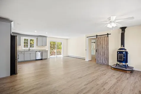 17 Minott Road Hillsborough NH 03244